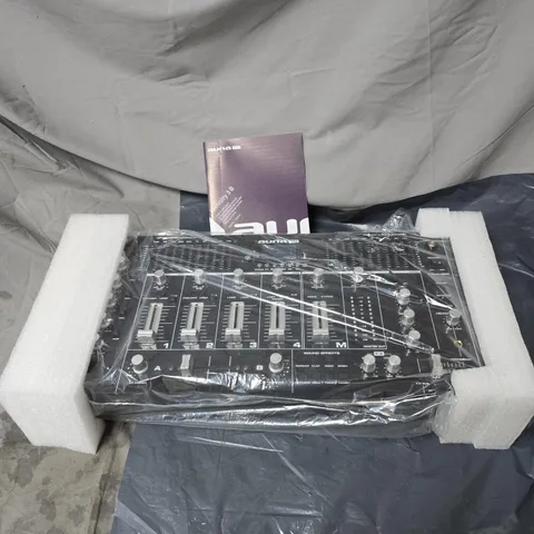 AUNA PRO KEMISTRY 3B 4 CHANNEL MIXING CONSOLE BOXED WITH MANUAL