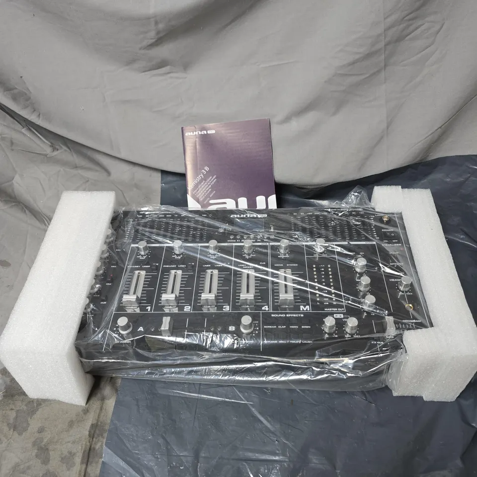 AUNA PRO KEMISTRY 3B 4 CHANNEL MIXING CONSOLE BOXED WITH MANUAL