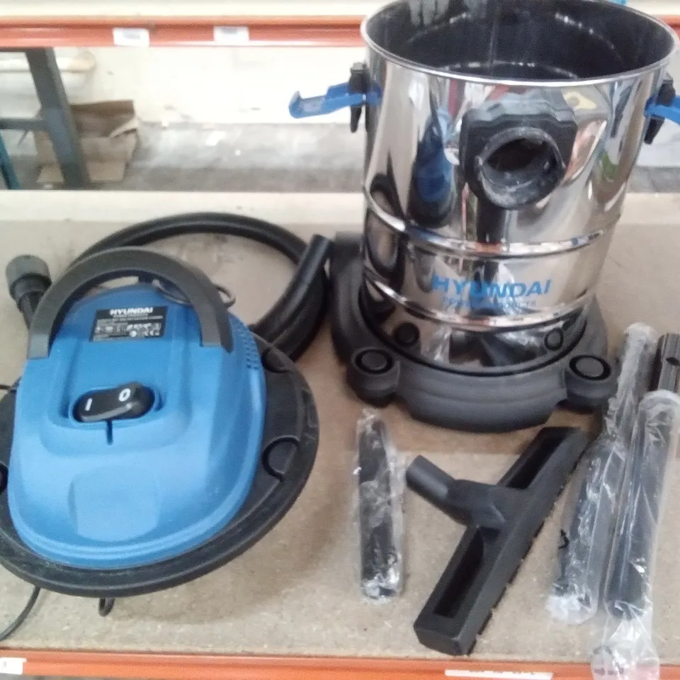 BOXED HYUNDAI WET AND DRY VACUUM CLEANER 