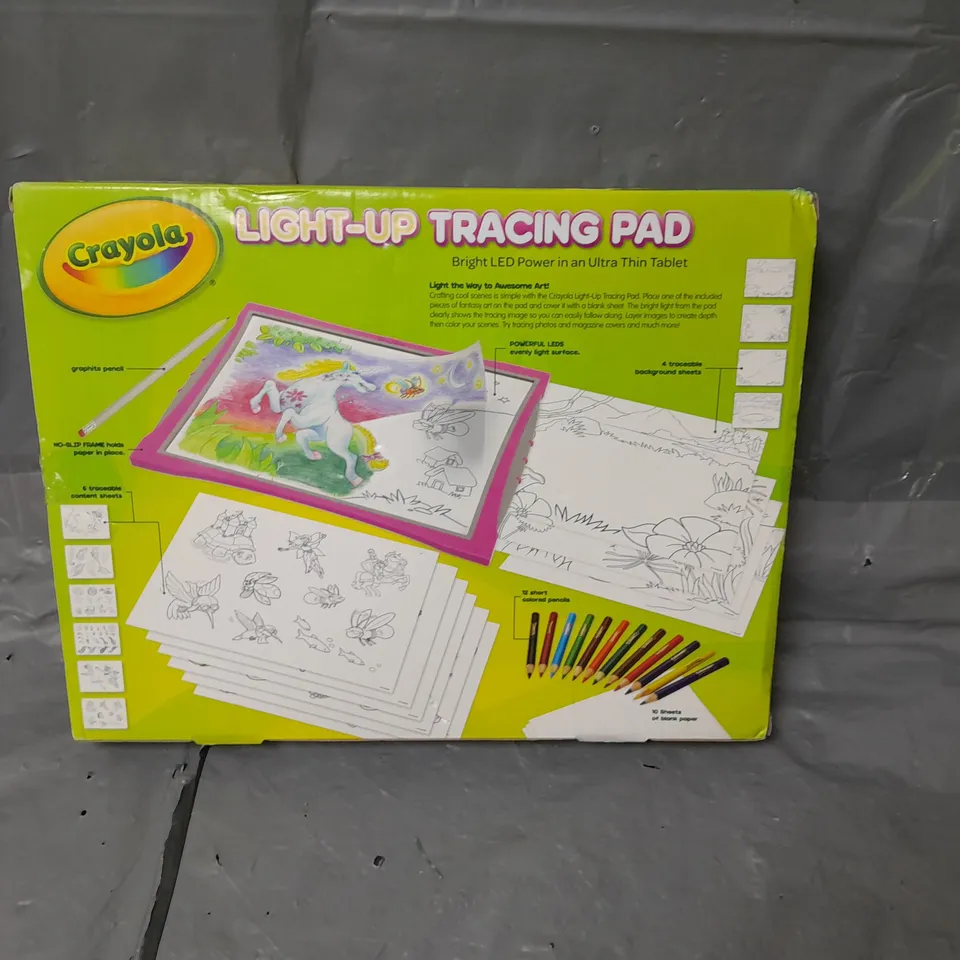 CRAYOLA LIGHT UP TRACING PAD