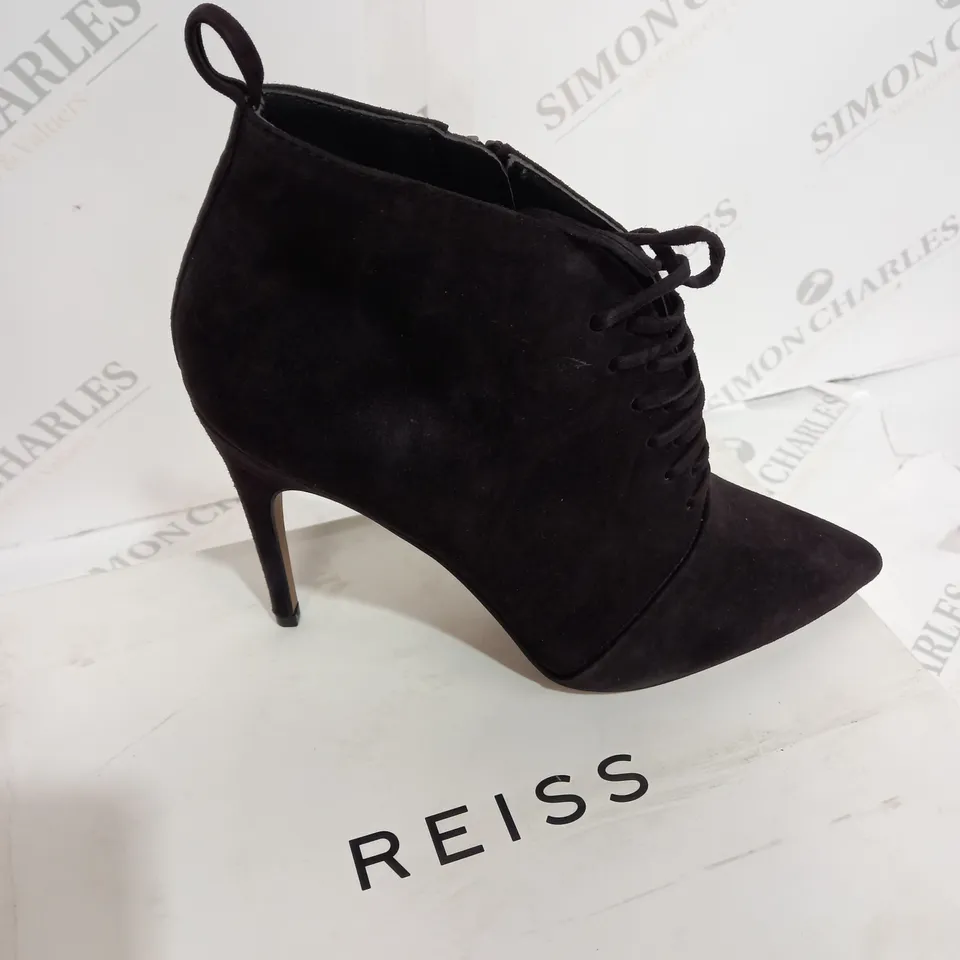 BOXED REISS SUEDE CHOCOLATE BOOT HEELS - SIZE 6