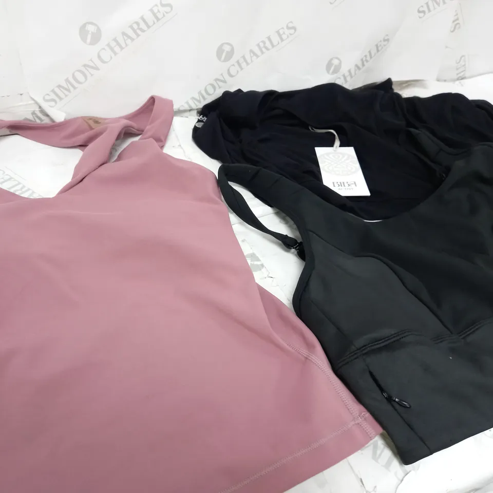 BOX OF APPROXIMATELY 10 CLOTHING ITEMS TO INCLUDE TRAINING BRAS, TOPS, LONG SLEEVES 