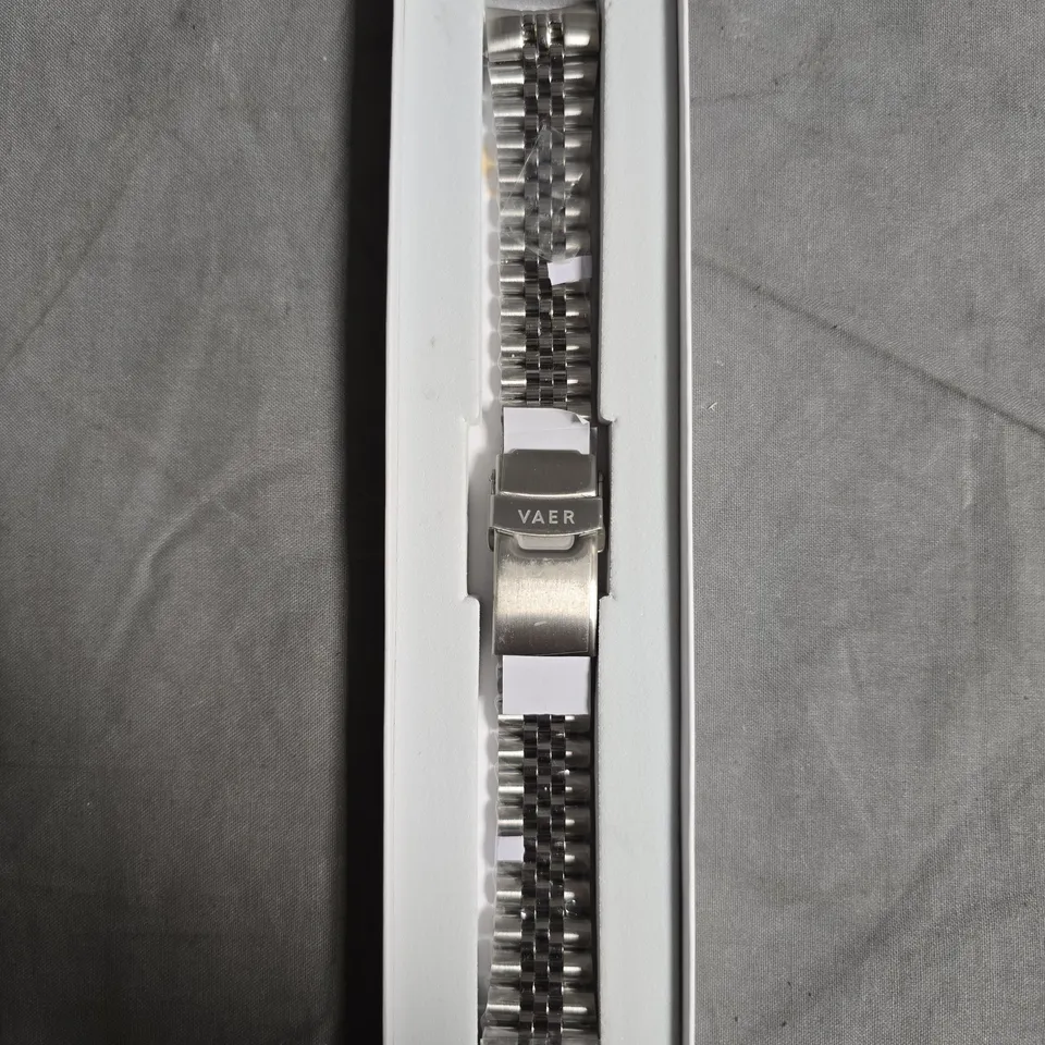 VAER STAINLESS STEEL WATCH BRACELET – REPLACEMENT BAND 