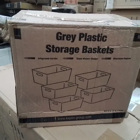 BOXED SET OF 5 GREY PLASTIC STORAGE BASKETS 