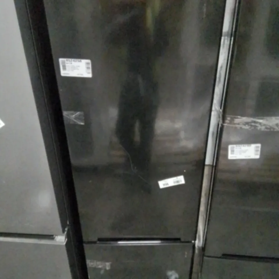 RUSSELL HOBBS RH180FFFF55B 70/30 279L 180CM HIGH FREESTANDING FRIDGE FREEZER - COLLECTION ONLY