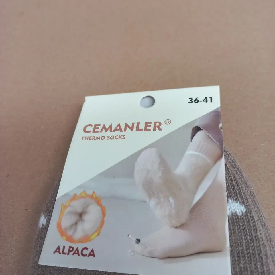 CEMANLER THERMO SOCKS ALPACA –  WITH WHITE POLKA DOTS (UK 3–7, EU 36–41)