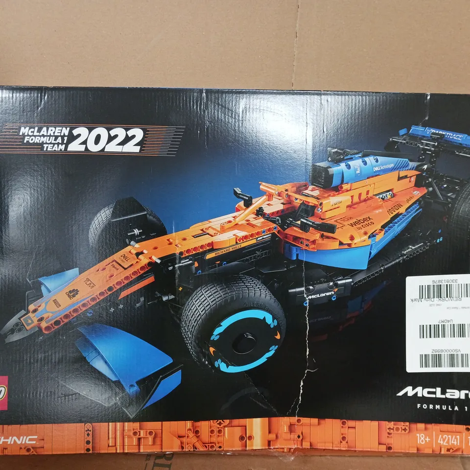 BOXED LEGO TECHNIC MCLAREN FORMULA 1 RACE CAR 2022 (42141) RRP £169.99