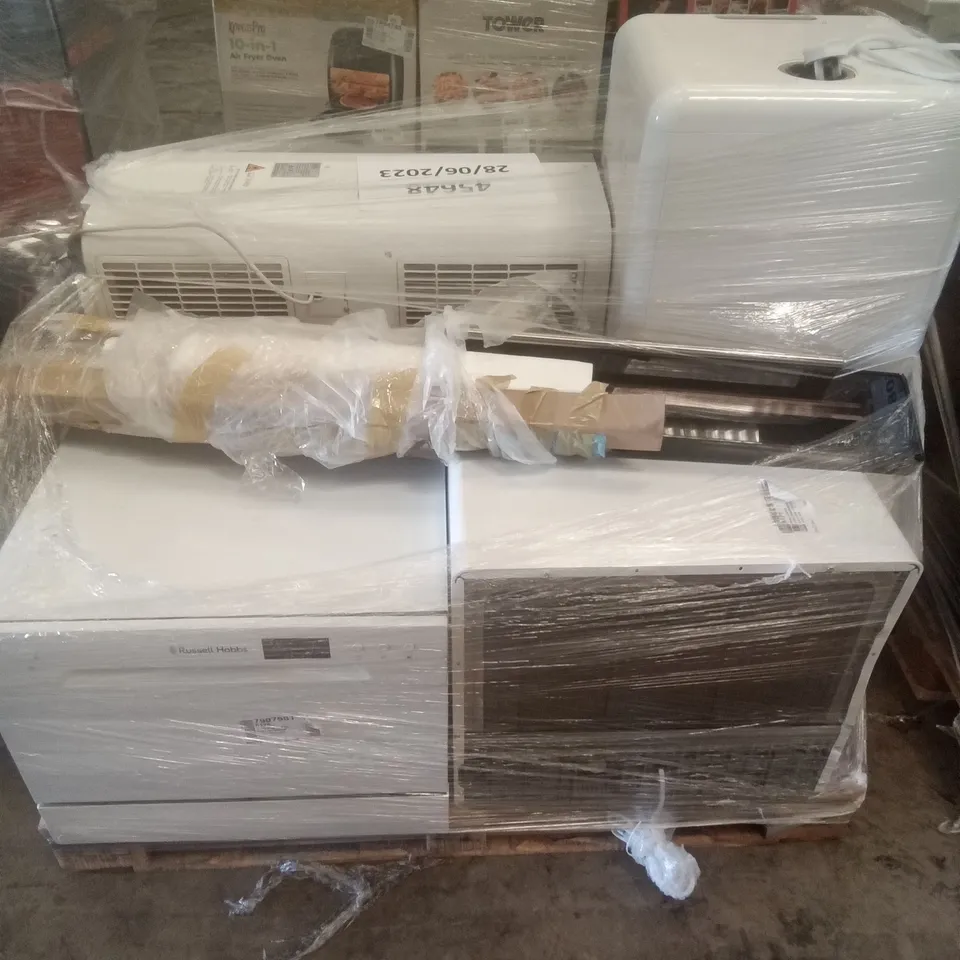 PALLET OF APPROXIMATELY 7 ASSORTED ITEMS INCLUDING