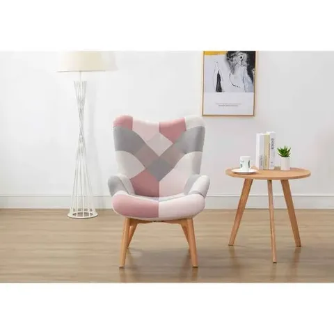 BOXED WILLOW PATCHWORK CHAIR PINK