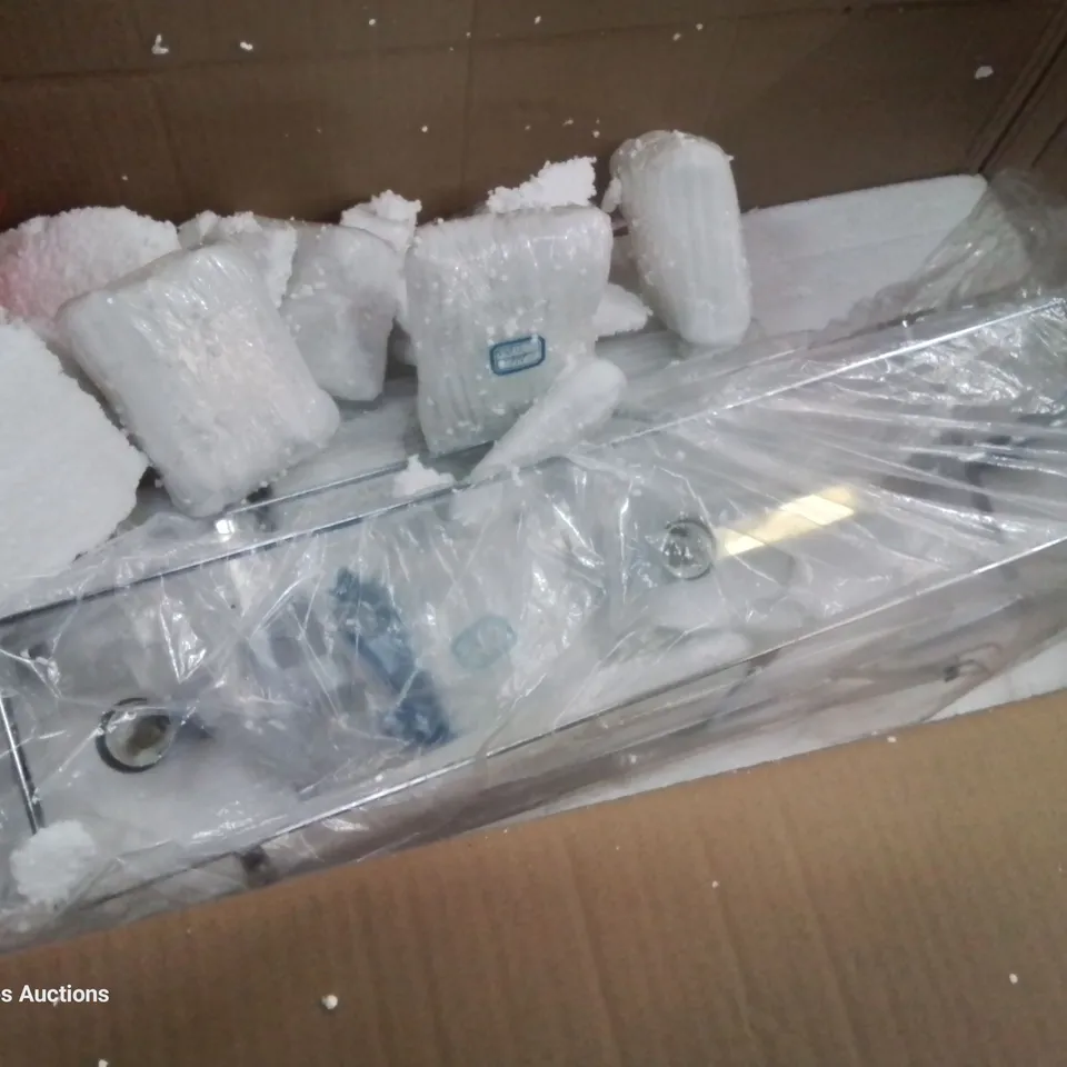 BOXED 3 LIGHT CHROME KITCHEN ISLAND FITTING