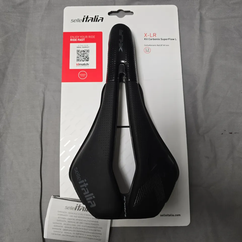 SELLE ITALIA X-LR SUPER FLOW SEAT 