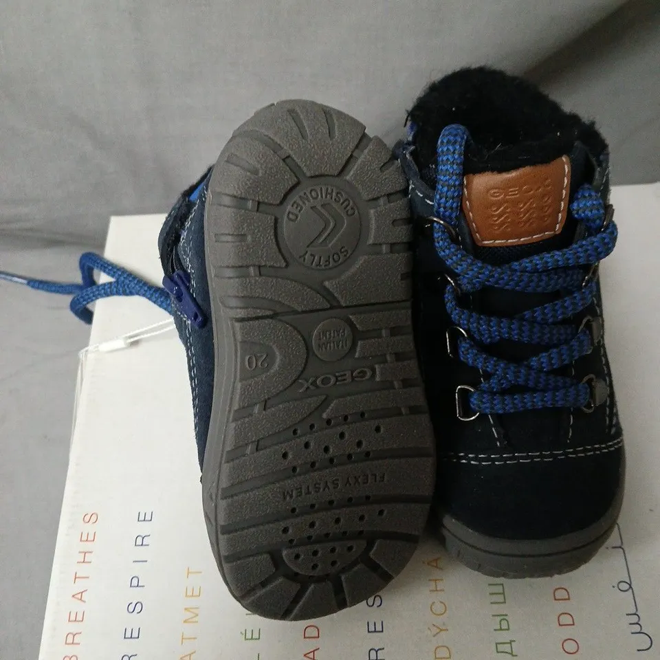 GEOX OMAR NAVY KIDS BOOTS – UK 3.5 / EU 20, NAVY SUEDE WITH FUR LINING