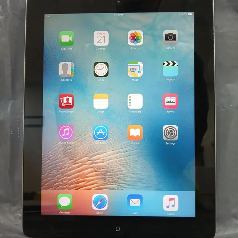 APPLE IPAD A1416