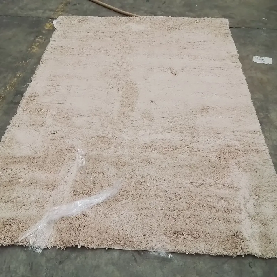 QUALITY DESIGNER AREA RUG - APPROXIMATELY 230X160CM