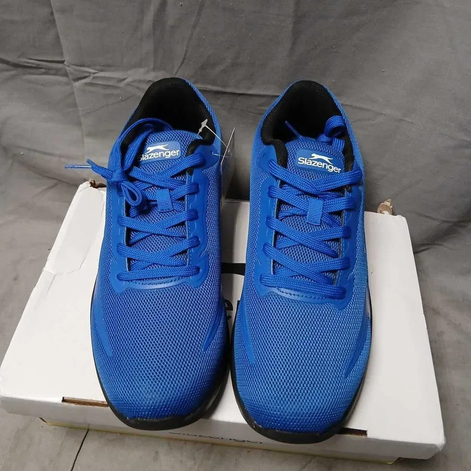 SLAZENGER MEN'S RUNNING SHOES – BLUE/BLACK, UK 9 (EU 43)