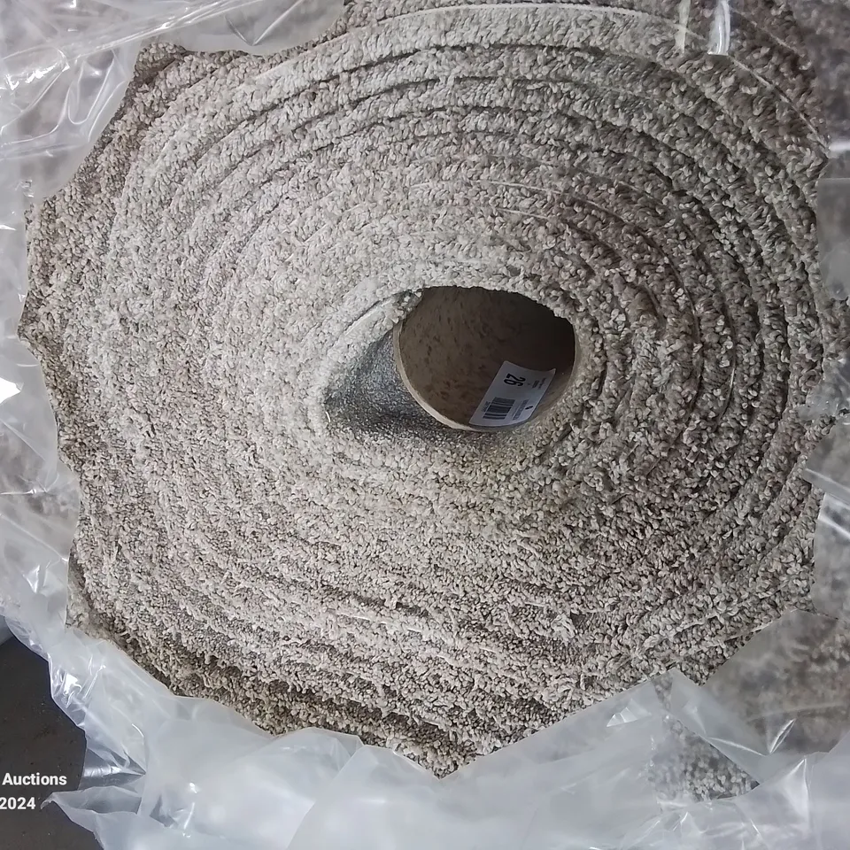 ROLL OF QUALITY ULTIMATE EXPRESSIONS TAUPE APPROXIMATELY 25M L X 5M W CARPET