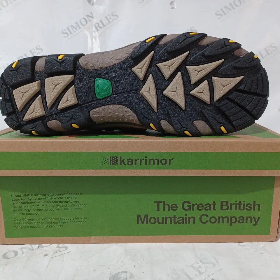BOXED PAIR OF KARRIMOR K2 SN23 SHOES IN BEIGE UK SIZE 11