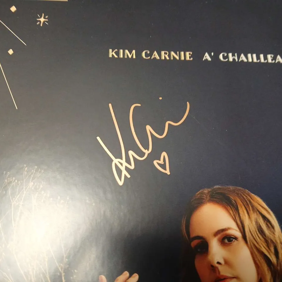 KIM CARNIE A' CHAILLTEACH – SIGNED VINYL LP COVER