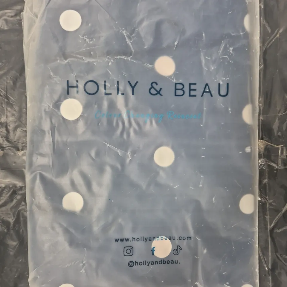 SEALED HOLLY & BEAU COLOUR CHANGING SPOT RAINCOAT SIZE MEDIUM