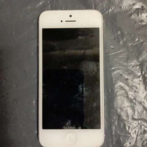 APPLE IPHONE 5 SMARTPHONE 