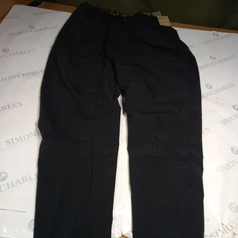 LARGE NIKE BLACK LEGGINGS