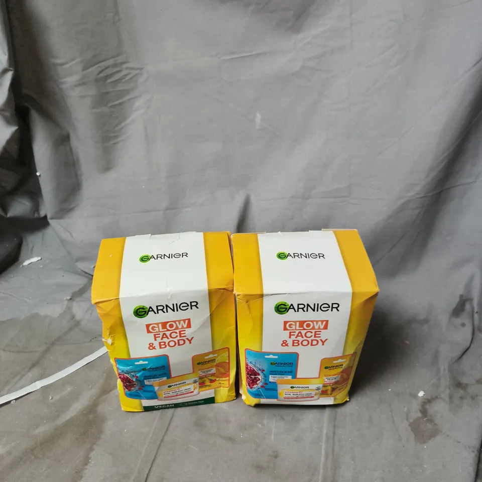 GARNIER GLOW FACE & BODY SKINCARE SETS – 2 BOXED PACKS