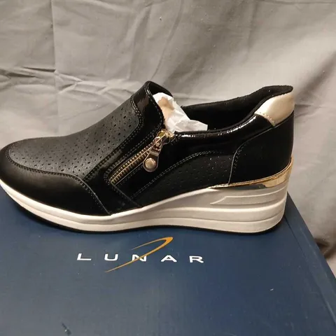  LUNAR BARCELONA DLB063 BK BLACK UK 7