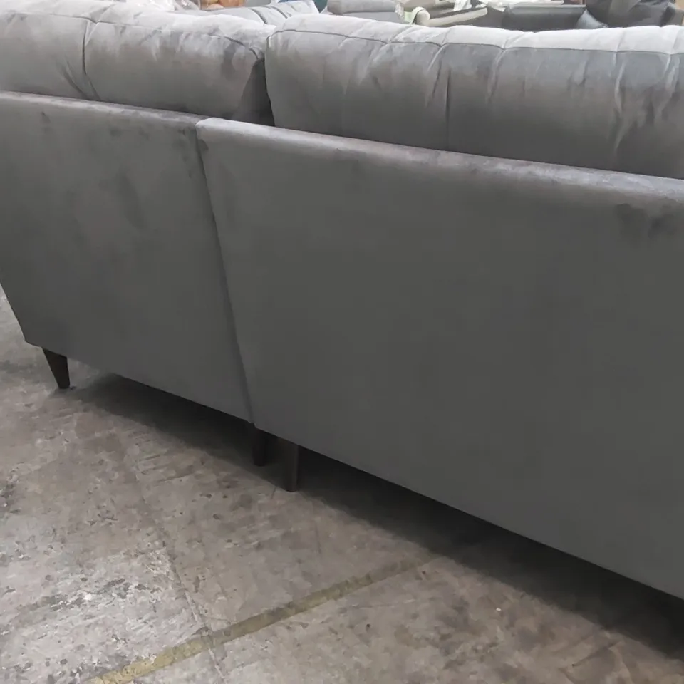 QUALITY DESIGNER FERNDALE VELVET UPHOLSTERED CORNER CHAISE SOFA