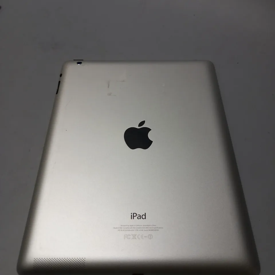 APPLE IPAD A1458 (4TH GEN) TABLET 