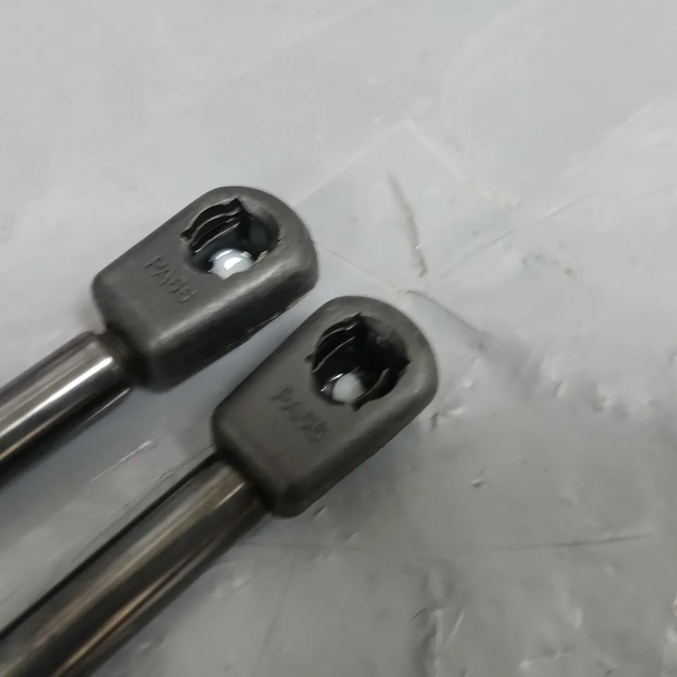 AFTERMARKET BONNET/BOOT STRUTS