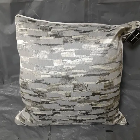 JACQUARD & CO CUSHION IN GREY