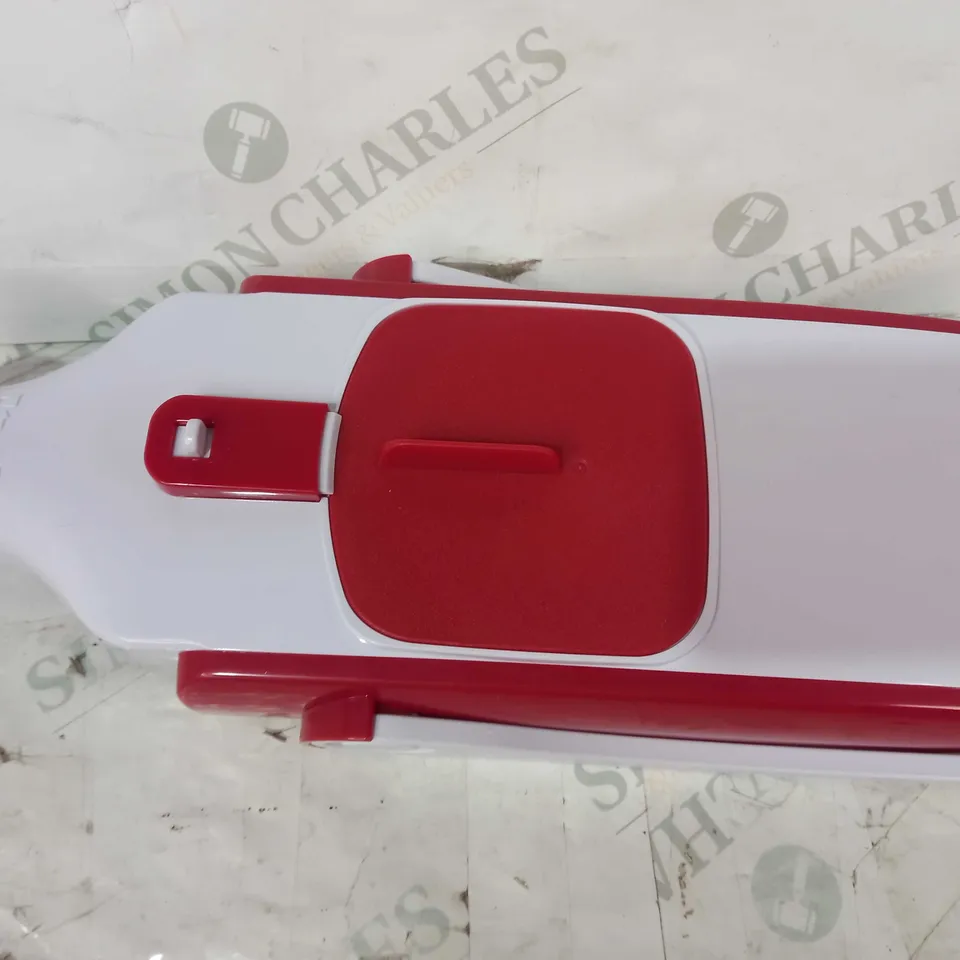 COOK'S ESSENTIALS VERTICAL MANDOLINE