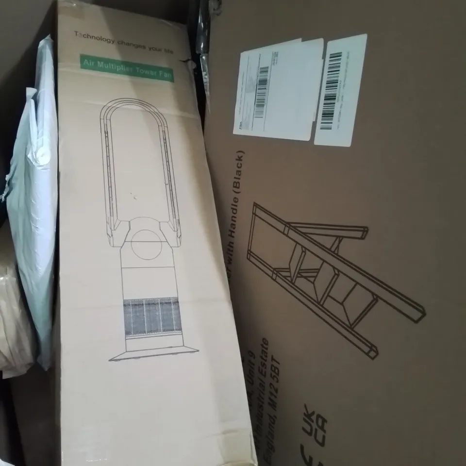PALLET CONTAINING VARIOUS ITEMS TO INCLUDE STEP LADDERS,30W SOLAR PANEL KIT, TOWER FAN ETC.
