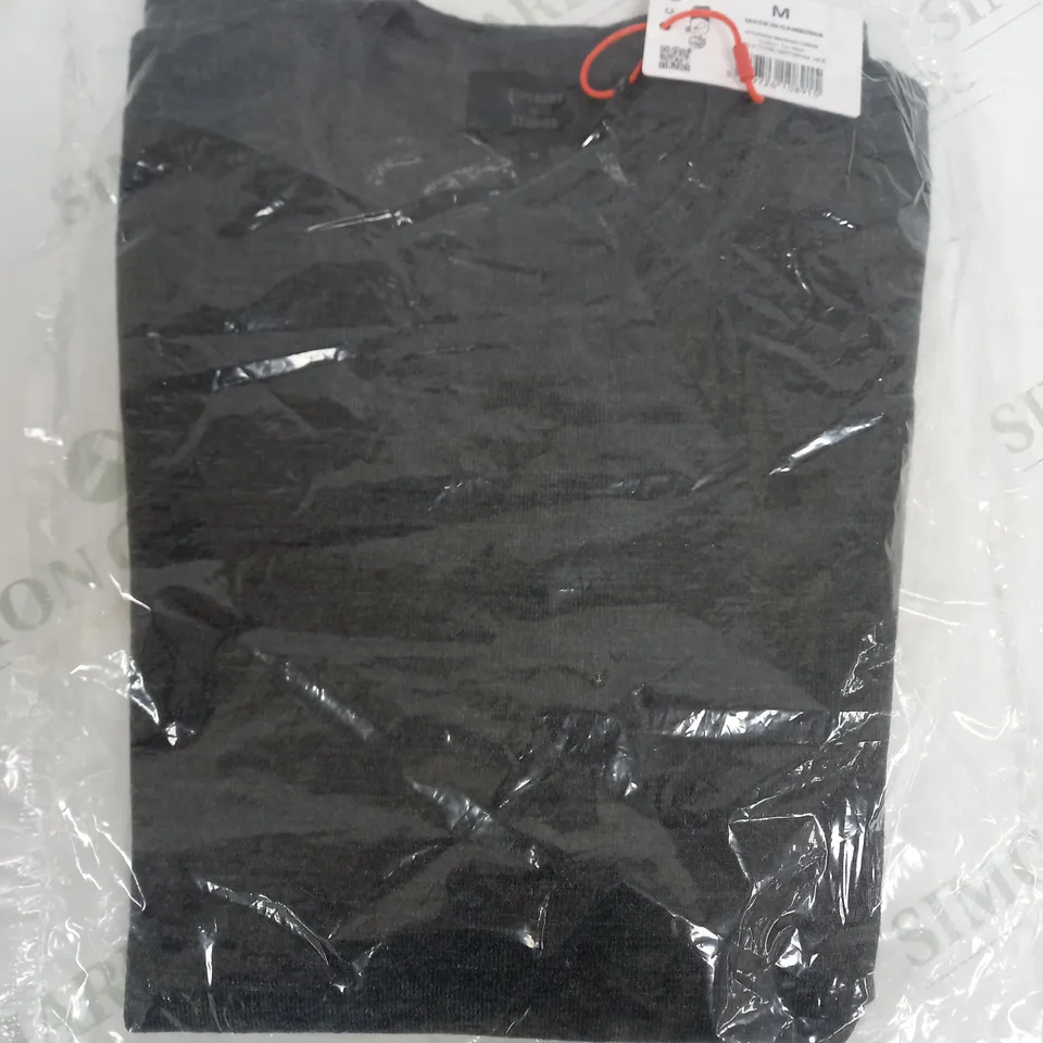 SUPERDRY STUDIOS MERINO CREW IN TAR MARL - MEDIUM