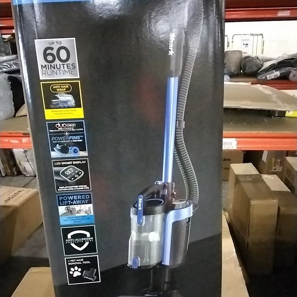 BOXED SHARK UPRIGHT VACUUM WITH TRUE PET & DUOCLEAN ICZ300UKT