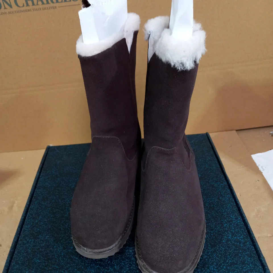 EMU AUSTRAILIA GRAVELLY BOOTS - ESPRESSO - SIZE 6