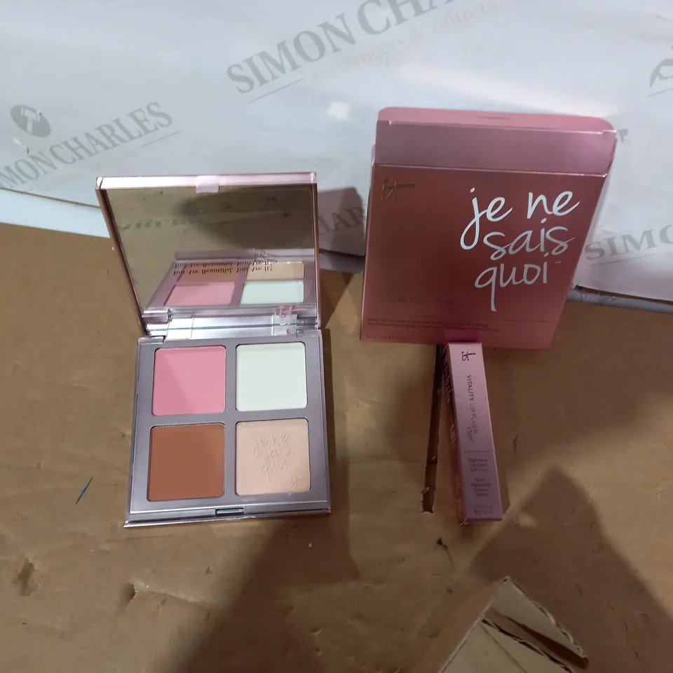 BOXED IT FACE PALLETTE AND LIP FLUSH SET