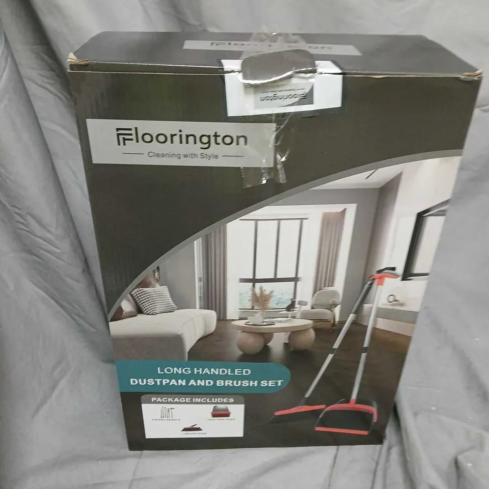 FLOORINGTON LONG-HANDED DUSTPAN AND BRUSH SET – BOXED