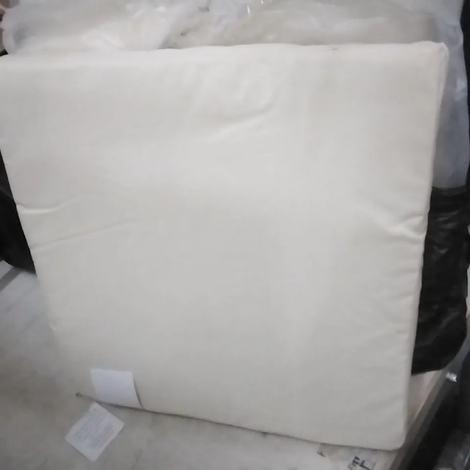 BOXED JENIFER 4 SEATER DINING SET WITH CUSHION 