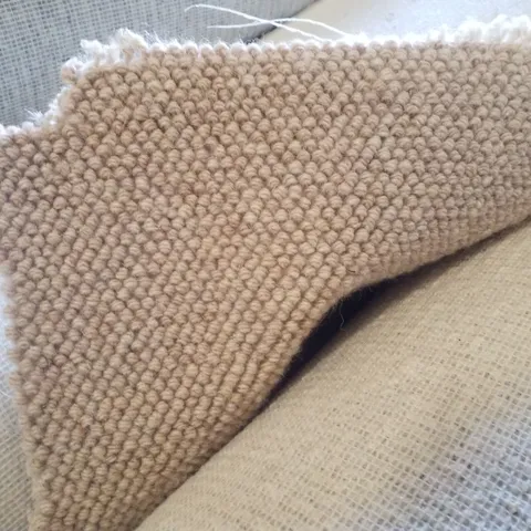 ROLL OF QUALITY LAKELAND HERD LOOP CARPET - APPROXIMATELY 4×7.1M