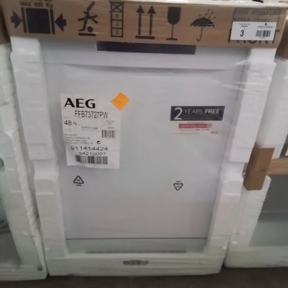 AEG 7000 SERIES DISHWASHER FFB73727PW, GLASSCARE SATELLITECLEAN FREESTANDING DISHWASHER, 60 CM, 15 PLACE SETTINGS, AIRDRY, ENERGY CLASS D, WHITE  RRP £625