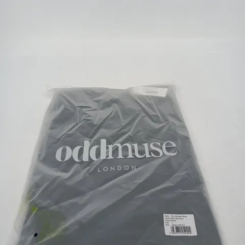 ODDMUSE LONDON THE ULTIMATE MUSE SQUARE NECK SLIP DRESS – BLACK – SIZE L