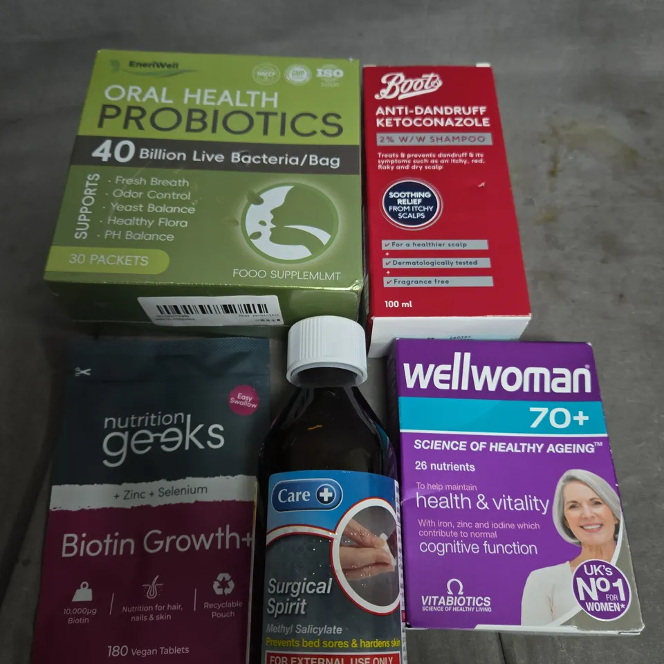 APPROXIMATELY 15 ASSORTED VITAMIN/HEALTH AID PRODUCTS TO INCLUDE WELLWOMAN, PRO BIOTICS, BIOTIN GROWTH ETC