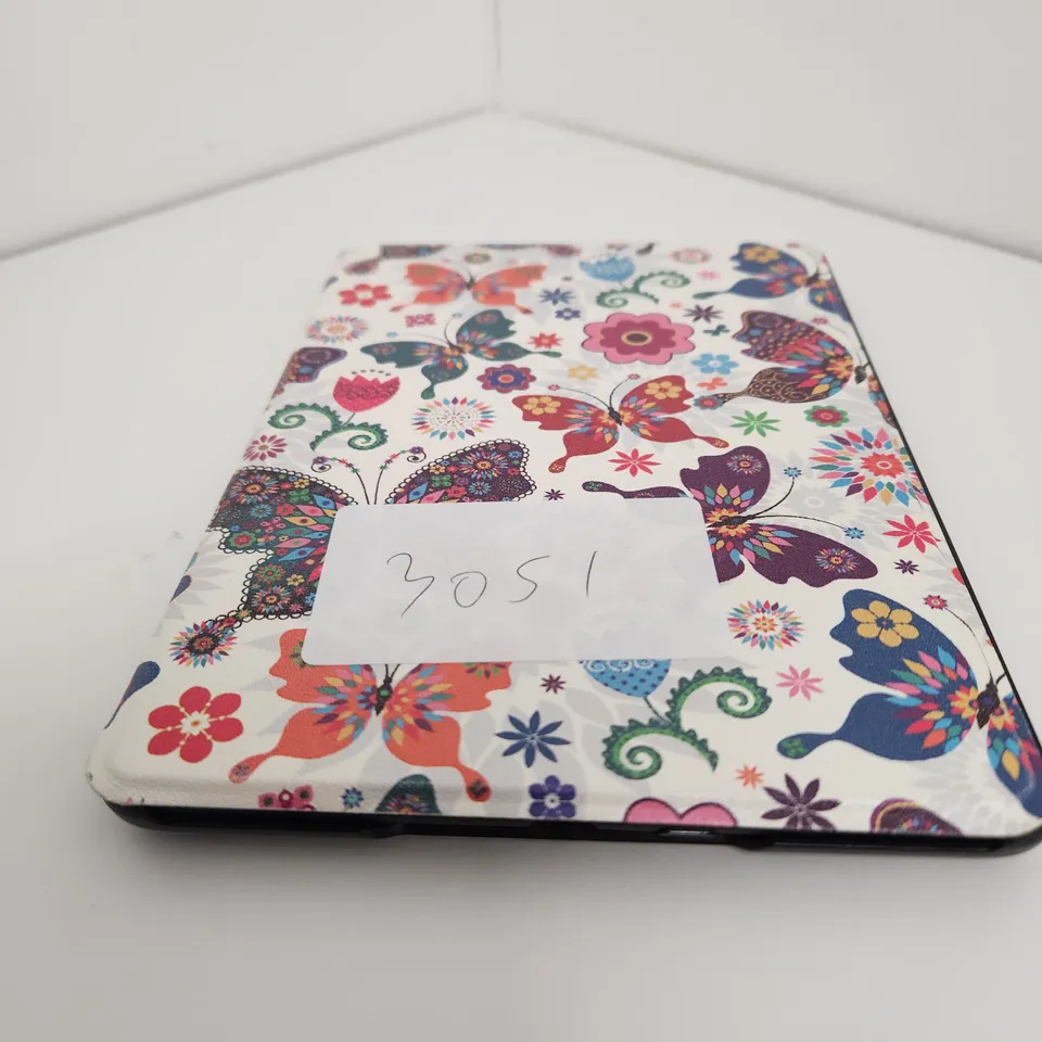 UNBOXED AMAZON KINDLE PAPERWHITE MODEL M2L3EK WITH FLOWERY CASE
