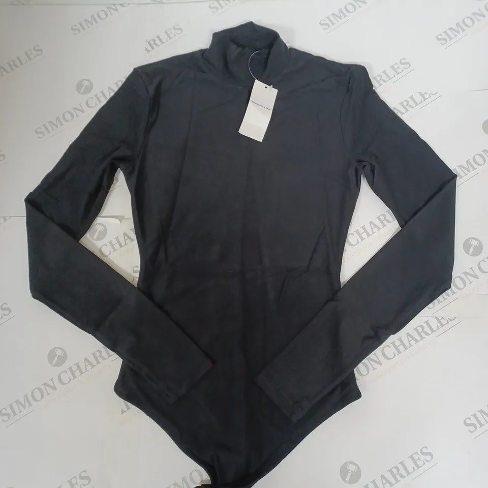 ABERCROMBIE AND FITCH STRETCH BODYSUIT IN BLACK SIZE XS