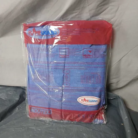 APPROXIMATELY 25 BRAND NEW FLAMEGUARD MEDIUM OVERALLS I2000102