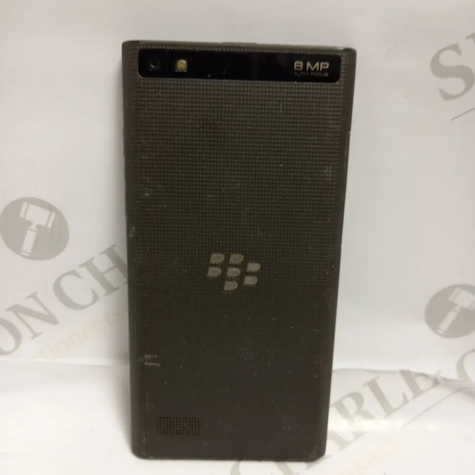 BLACKBERRY MOBILE PHONE
