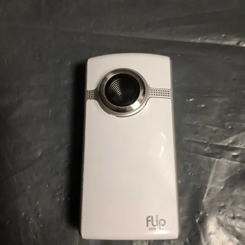 BOXED FLIP ULTRAHD VIDEO CAMERA