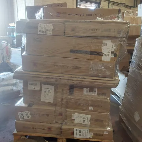 PALLET CONTAINING A VERY LARGE QUANTITY OF ASSORTED ITEMS INCLUDING: CAMPING CHAIR, BATHROOM FLOOR CABINET, HAMMOCK & STAND COMBOS ECT