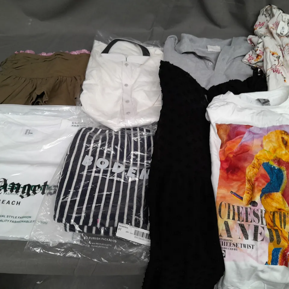 LARGE QUANTITY OF ASSORTED CLOTHING ITEMS TO INCLUDE BODEN, SLAZENGER AND SHEIN
